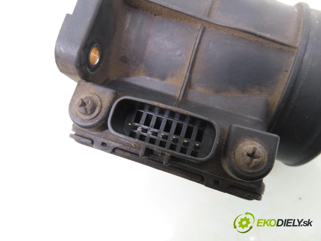 MITSUBISHI CARISMA (DA_) SEDAN 1997 66,00 1.6 (DA1A) - 4G92 (SOHC 16V) 1597,00 váha vzduchu vzduchu E5T08371