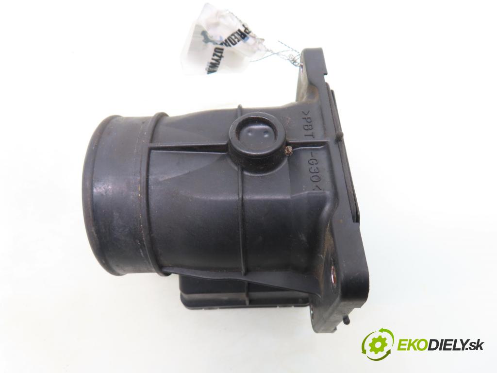 MITSUBISHI CARISMA (DA_) SEDAN 1997 66,00 1.6 (DA1A) - 4G92 (SOHC 16V) 1597,00 váha vzduchu vzduchu E5T08371