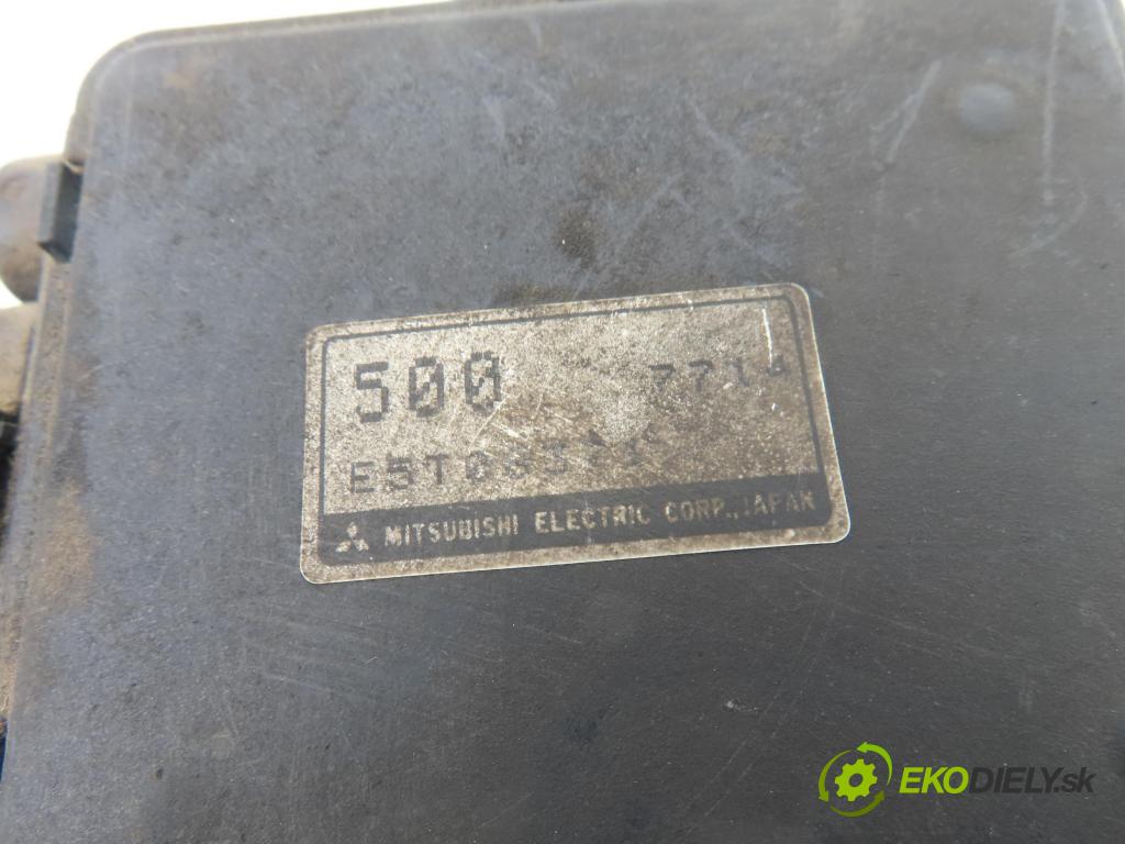 MITSUBISHI CARISMA (DA_) SEDAN 1997 66,00 1.6 (DA1A) - 4G92 (SOHC 16V) 1597,00 váha vzduchu vzduchu E5T08371