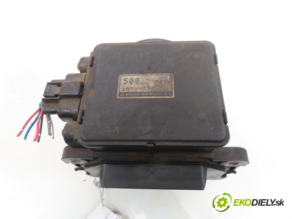 MITSUBISHI CARISMA (DA_) SEDAN 1997 66,00 1.6 (DA1A) - 4G92 (SOHC 16V) 1597,00 váha vzduchu vzduchu E5T08371