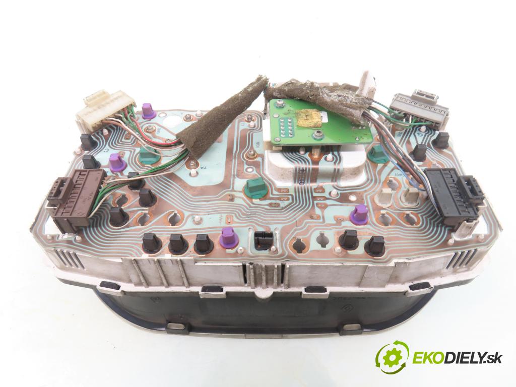 RENAULT MASTER II Skrzynia (FD) FURGON 1998 63,00 2.8 D - S8W 700 2799,00 prístrojovka elektrický RN0001001