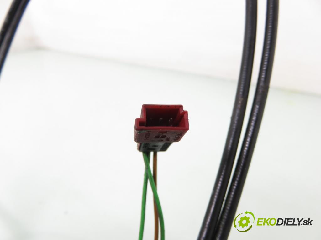 MERCEDES-BENZ CLK (C208) CABRIO 2000 142,00 230 Kompressor 193 - M 111.975 2295,00 hyd. píst STŘECHA: A2088000072 ; A2088000172