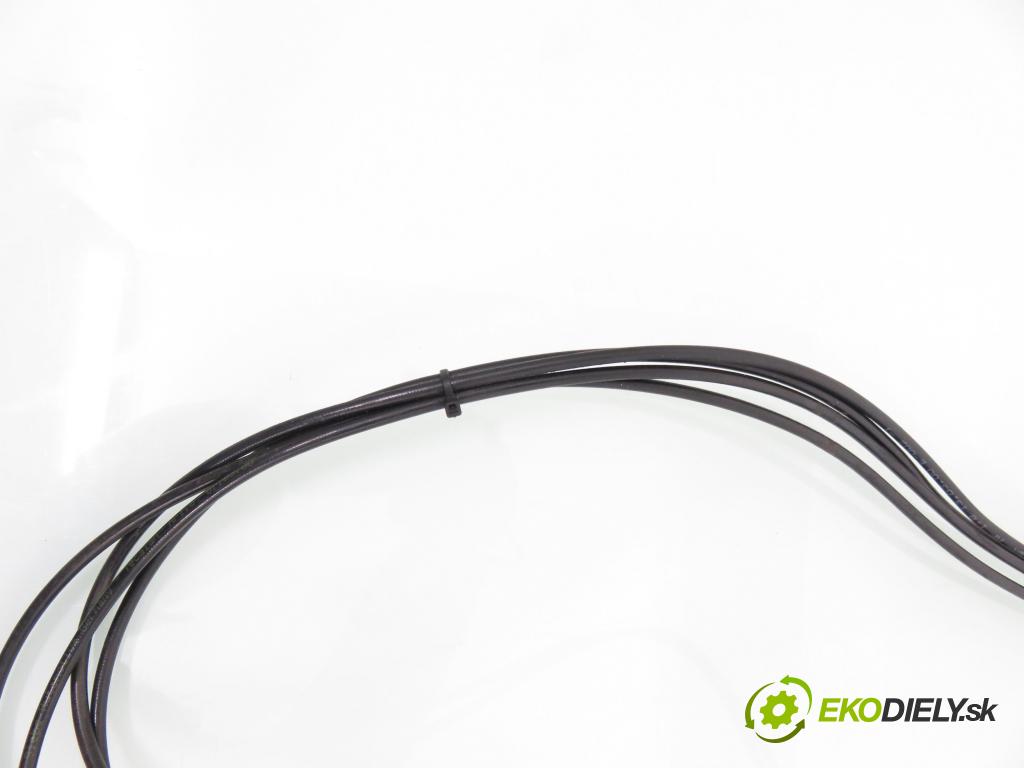 MERCEDES-BENZ CLK (C208) CABRIO 2000 142,00 230 Kompressor 193 - M 111.975 2295,00 hyd. píst STŘECHA: A2088000072 ; A2088000172