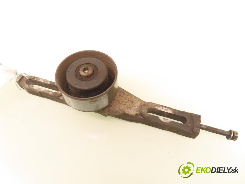 CITROEN C3 I (FC_) HB 2003 54,00 1.4 i - KFV (TU3JP) 1360,00 napínací řemene  (Napínací kladka)