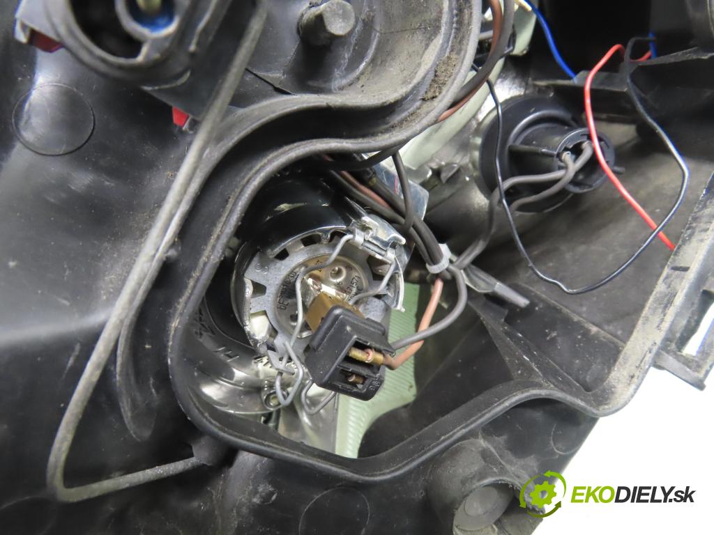 CITROEN C3 I (FC_) HB 2003 54,00 1.4 i - KFV (TU3JP) 1360,00 světlo LP 9647214280