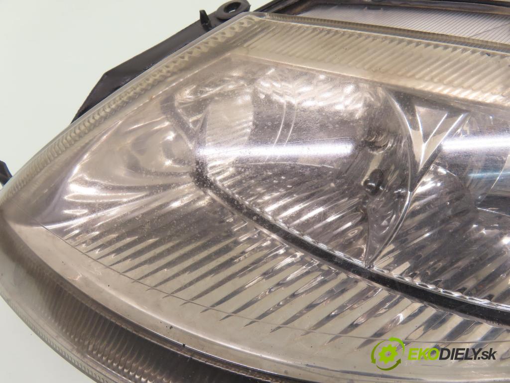 CITROEN C3 I (FC_) HB 2003 54,00 1.4 i - KFV (TU3JP) 1360,00 světlo LP 9647214280