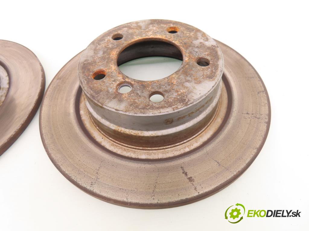 BMW 3 (E90) SEDAN 2005 95,00 318 i 129 - N46 B20 B 1995,00 Lamela kotúč brzdová zadné