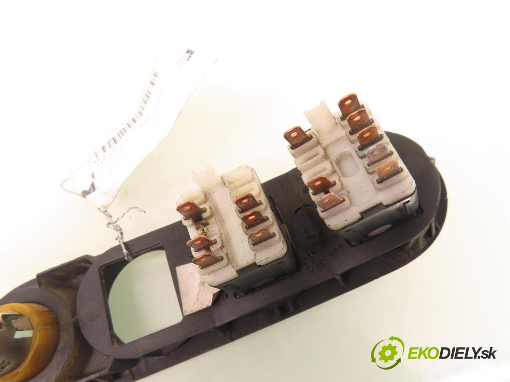 RENAULT MASTER II Skrzynia (FD) FURGON 2003 84,00 2.5 dCi 120 - G9U 750 2464,00 přepínač nouzových 7700351884