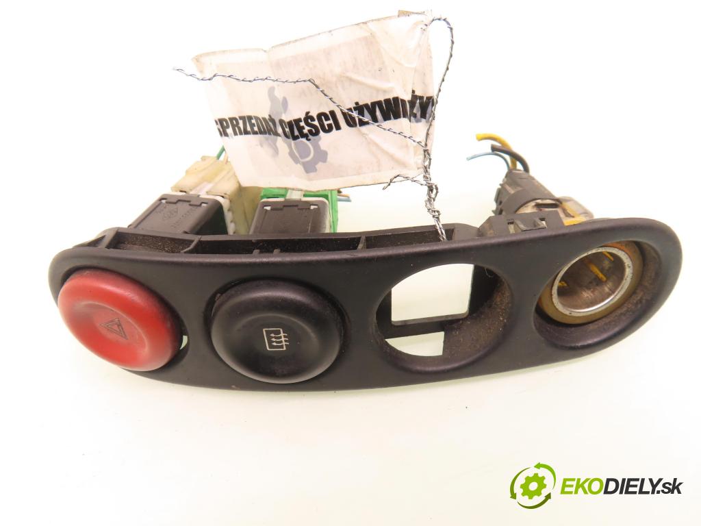 RENAULT MASTER II Skrzynia (FD) FURGON 2003 84,00 2.5 dCi 120 - G9U 750 2464,00 přepínač nouzových 7700351884