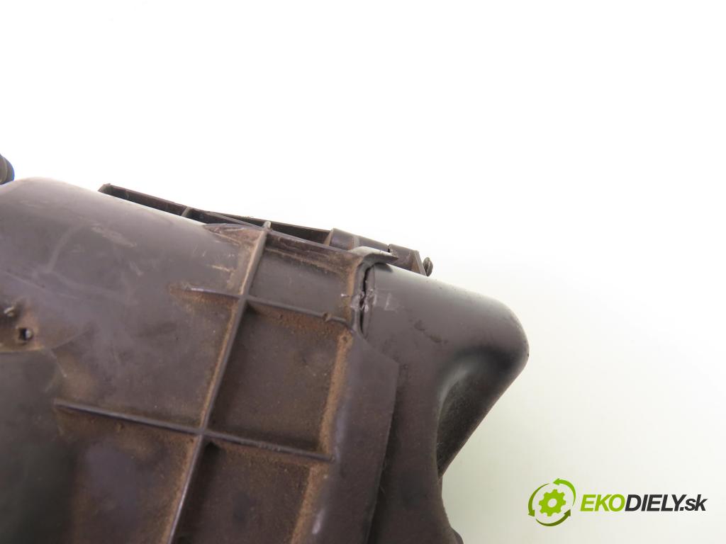 BMW 3 (E90) SEDAN 2005 95,00 318 i 129 - N46 B20 B 1995,00 Obal filtra vzduchu 753659403L ; 753275403 (Obal vzduchového filtra)