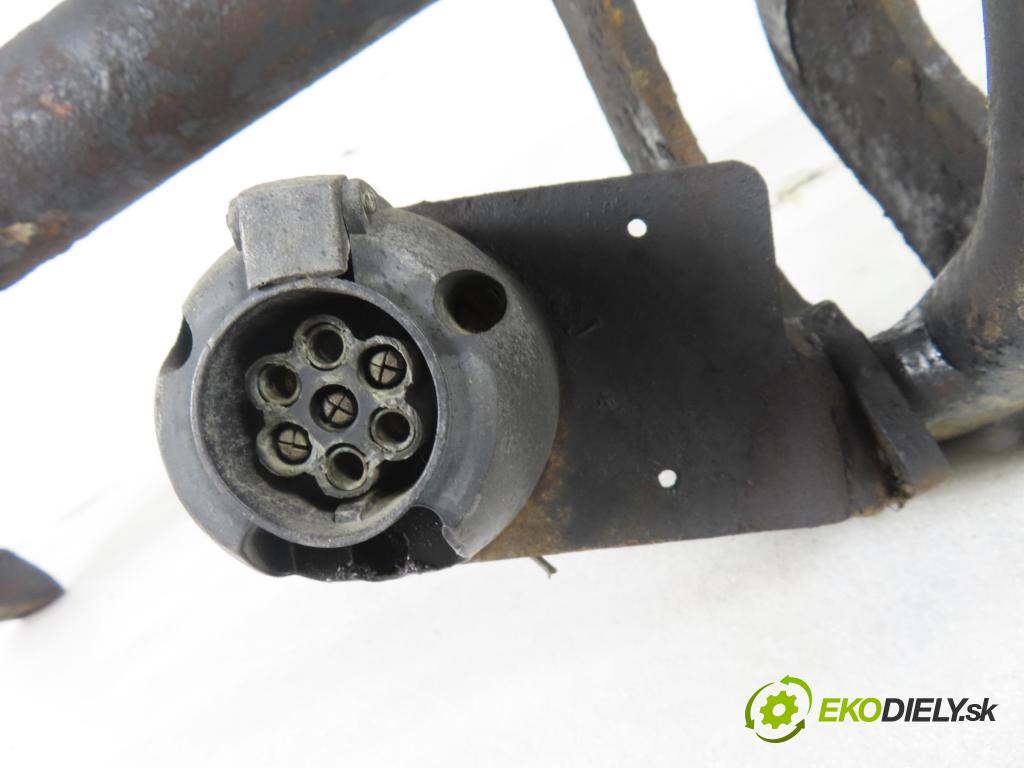 VW VENTO (1H2) SEDAN 1996 47,00 1.9 D 1896,00 Hák