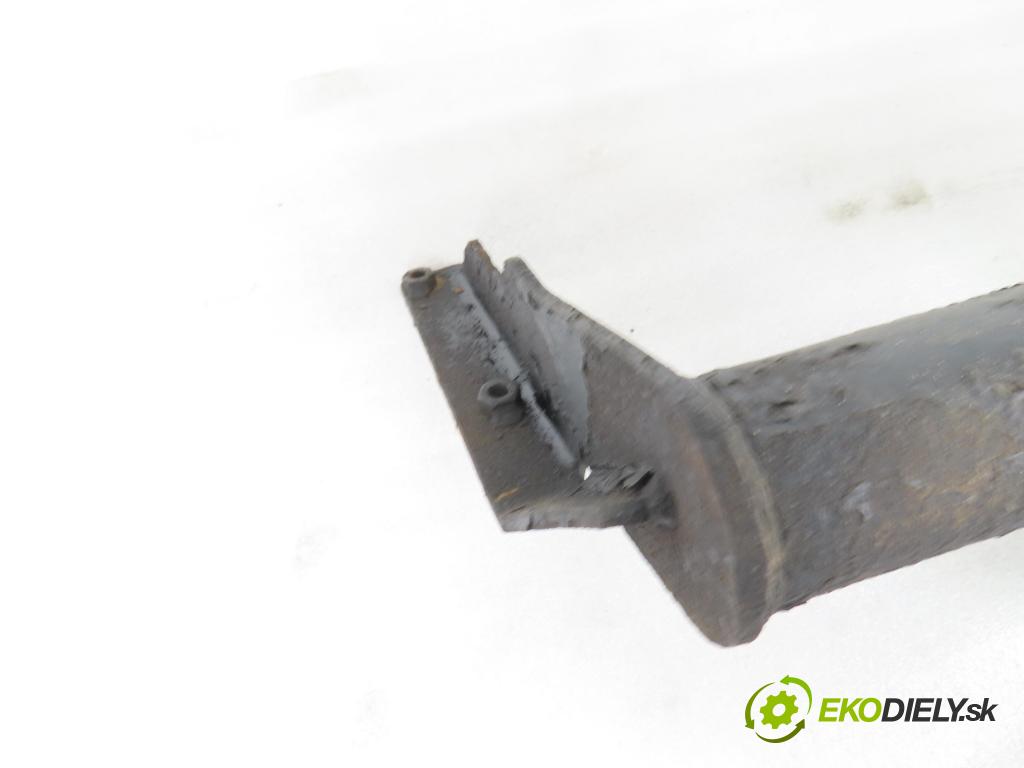 VW VENTO (1H2) SEDAN 1996 47,00 1.9 D 1896,00 Hák