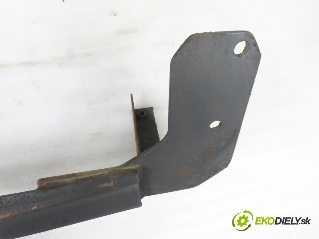 VW POLO (6N1) HB 1999 47,00 1.9 D 64 - AEF 1896,00 Hák