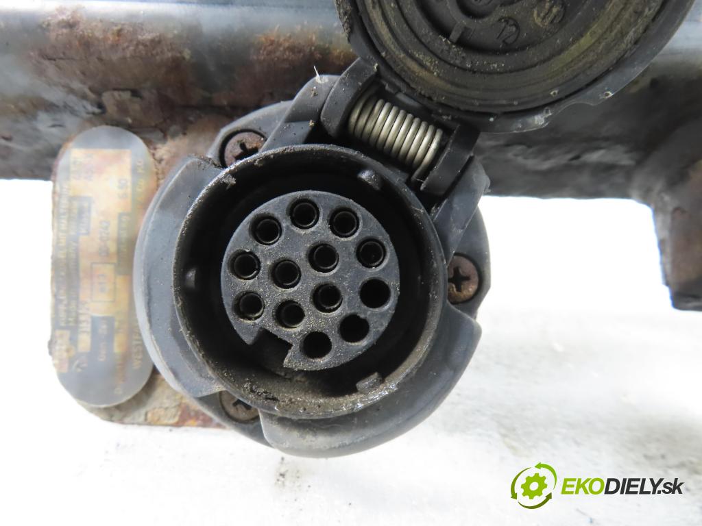 MERCEDES-BENZ KLASA A (W168) HB 1998 55,00 A 160 CDI 75 - OM 668.940 1689,00 Hák A1683100095