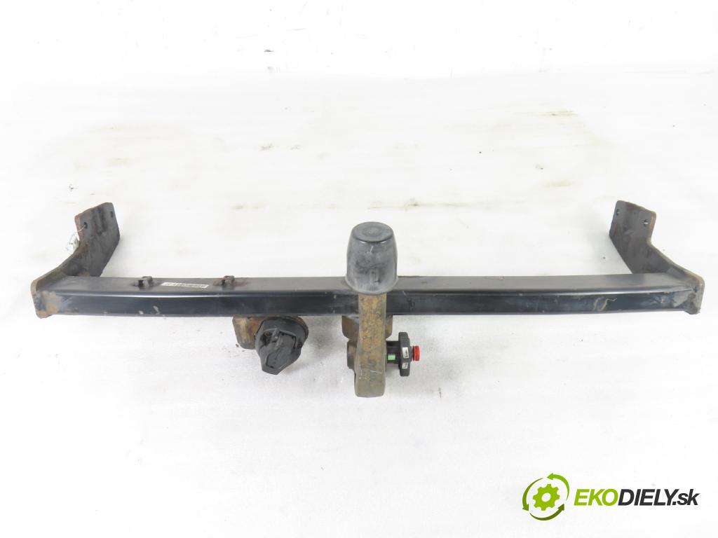 MERCEDES-BENZ KLASA A (W168) HB 1998 55,00 A 160 CDI 75 - OM 668.940 1689,00 Hák A1683100095