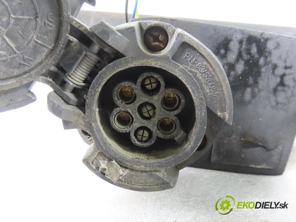 RENAULT MEGANE Scenic (JA0/1_) MINIVAN 1998 55,00 1.6 i (JA0L) - K7M 720 1598,00 Hák 