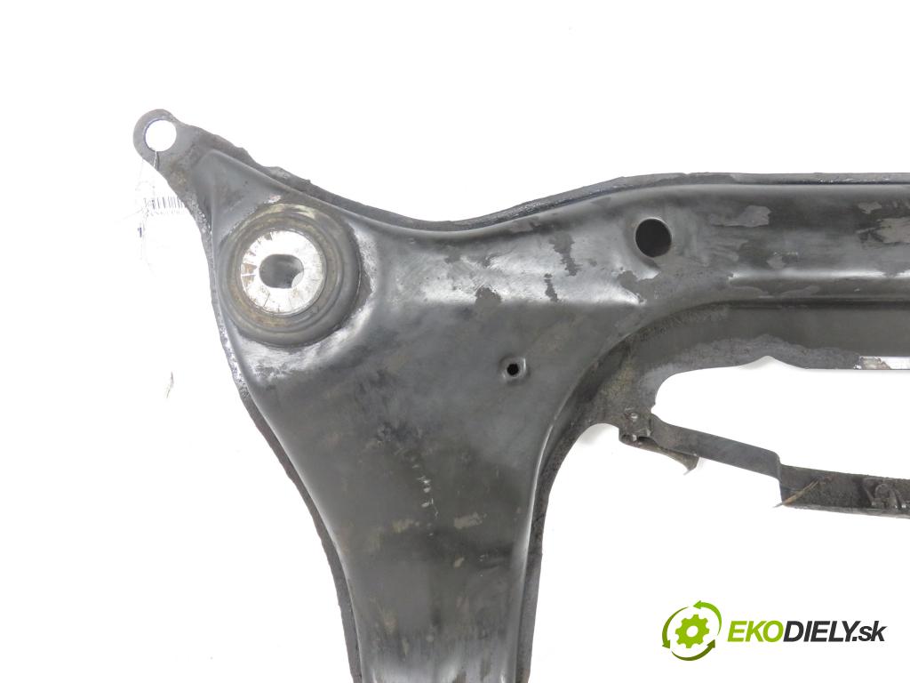 VW PASSAT B5 (3B2) SEDAN 1999 66,00 1.9 TDI - AHH 1896,00 predný