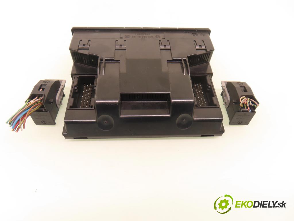 MERCEDES-BENZ KLASA E (W210) SEDAN 2001 105,00 2.2 CDI 143 - OM 611.961 2148,00 Panel topení KLIMATRONIK 2108303285