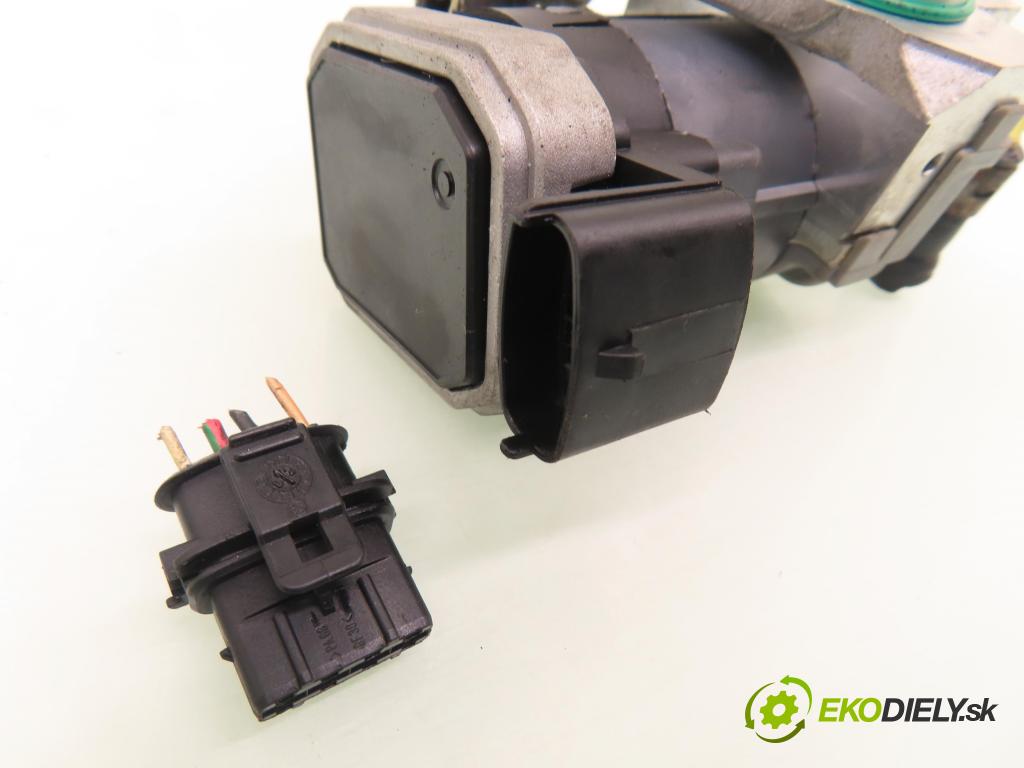 OPEL VECTRA C (Z02) LIFTBACK 2002 74,00 2.0 DTI 16V 101 - Y 20 DTH 1995,00 VENTIL: EGR 