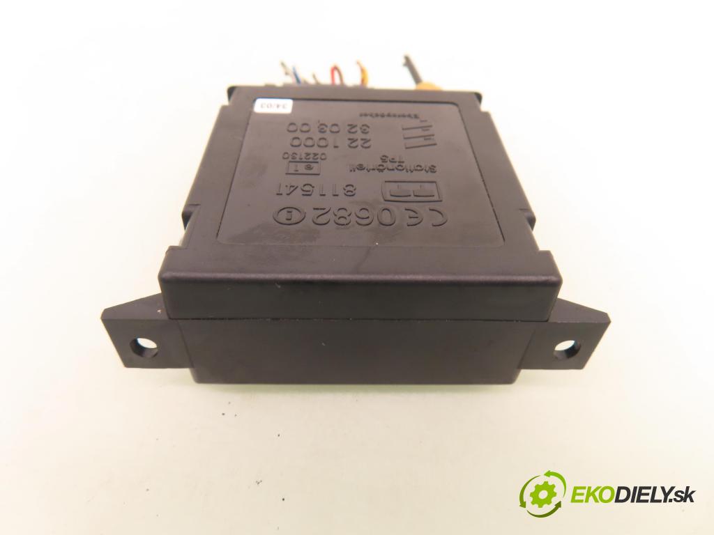 MERCEDES-BENZ KLASA E (W210) SEDAN 2001 105,00 2.2 CDI 143 - OM 611.961 2148,00 řídící jednotka Webasto 811541 ; 022130 ; 221000