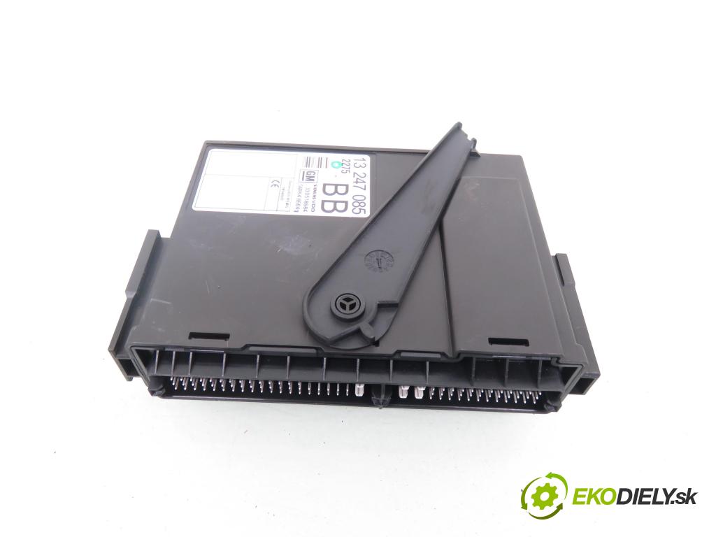 OPEL MERIVA A nadwozie wielkoprzestrzenne (MPV) (X03) MINIVAN 2007 77,00 1.6 16V 105 - Z 16 XEP 1598,00 spínačka / imobilizéra IMMO / řídící jednotka 12249823 ; 13247085 ; 13144390