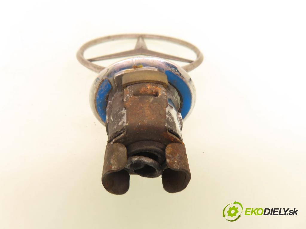 MERCEDES-BENZ KLASA E (W210) SEDAN 2001 105,00 2.2 CDI 143 - OM 611.961 2148,00 znak / značky A2108800186