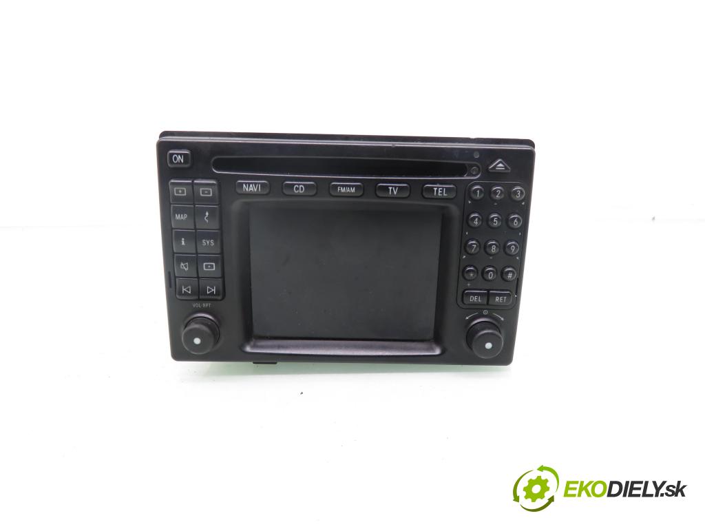 MERCEDES-BENZ KLASA E (W210) SEDAN 2001 105,00 2.2 CDI 143 - OM 611.961 2148,00 RADIO CD A2108204889