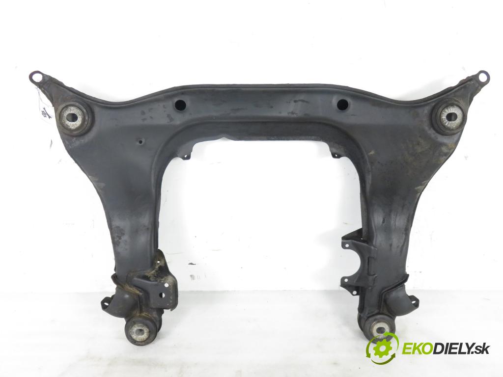 VW PASSAT B5 (3B2) SEDAN 1999 74,00 1.6 - AHL 1595,00 PŘEDNÍ: