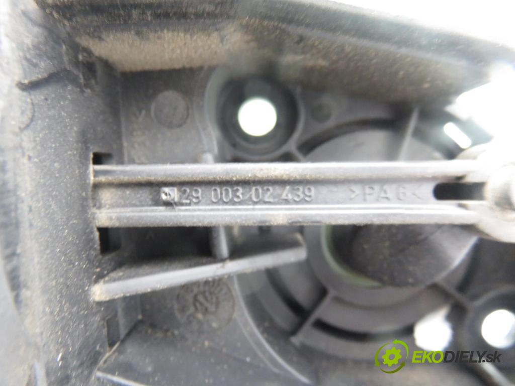 VW PASSAT B5 (3B2) SEDAN 1999 74,00 1.6 - AHL 1595,00 VENTIL: VAKUUM: 2900302439