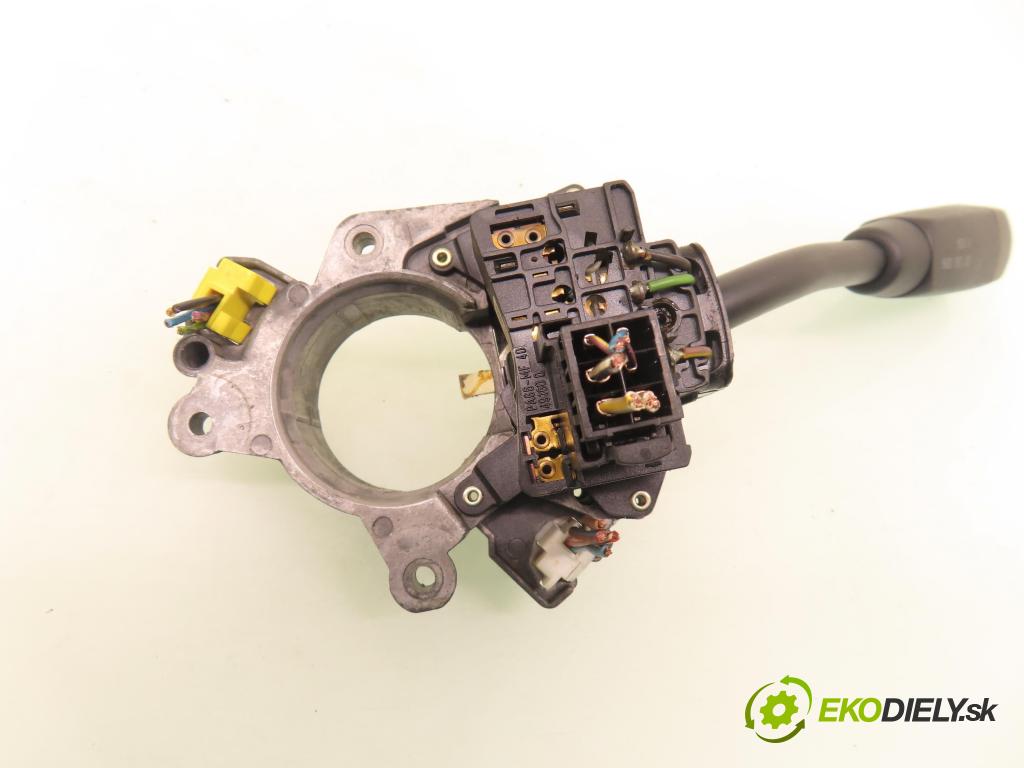 MERCEDES-BENZ KLASA E (W210) SEDAN 2001 105,00 2.2 CDI 143 - OM 611.961 2148,00 / ŘAZENÍ / levá strana A2105450110