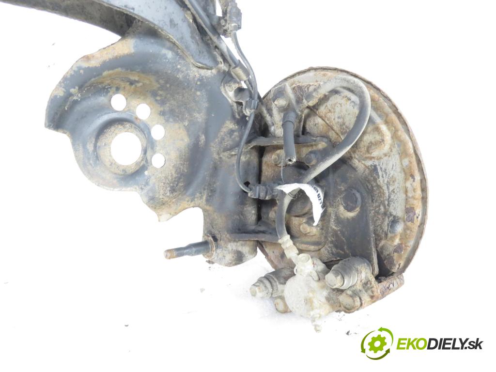 TOYOTA YARIS (_P1_) HB 1999 50,00 1.0 VVT- i 68 - 1SZ-FE 998,00 Výstuha zadná ABS