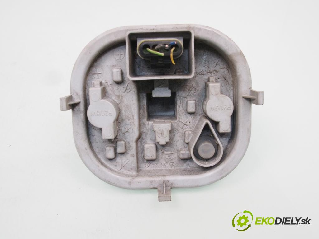 FIAT BRAVO II (198_) HB 2008 88,00 1.9 D Multijet - 192 A8.000 1910,00 vložka svetla ľavy zadné 27272401