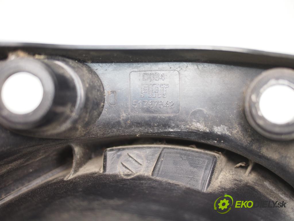 FIAT BRAVO II (198_) HB 2008 88,00 1.9 D Multijet - 192 A8.000 1910,00 Svetlo ľavé zadné 51757542