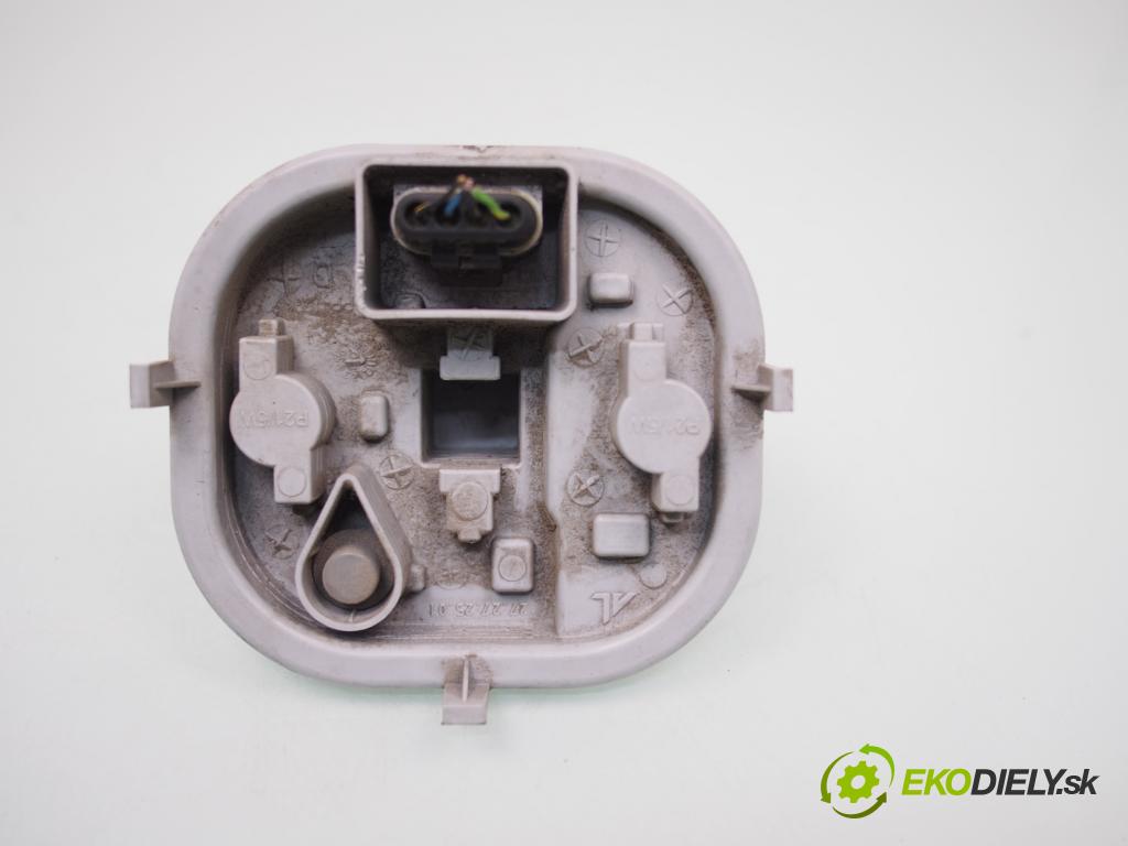 FIAT BRAVO II (198_) HB 2008 88,00 1.9 D Multijet - 192 A8.000 1910,00 vložka svetla ľavy zadné 27272501