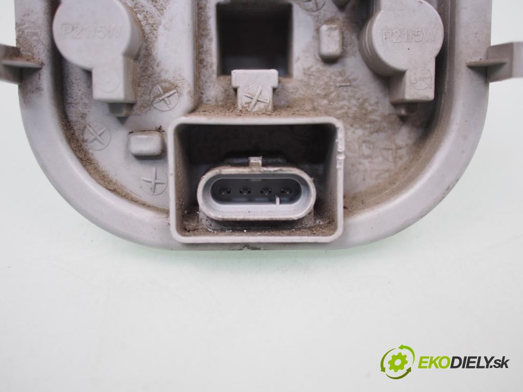 FIAT BRAVO II (198_) HB 2008 88,00 1.9 D Multijet - 192 A8.000 1910,00 vložka svetla ľavy zadné 27272501