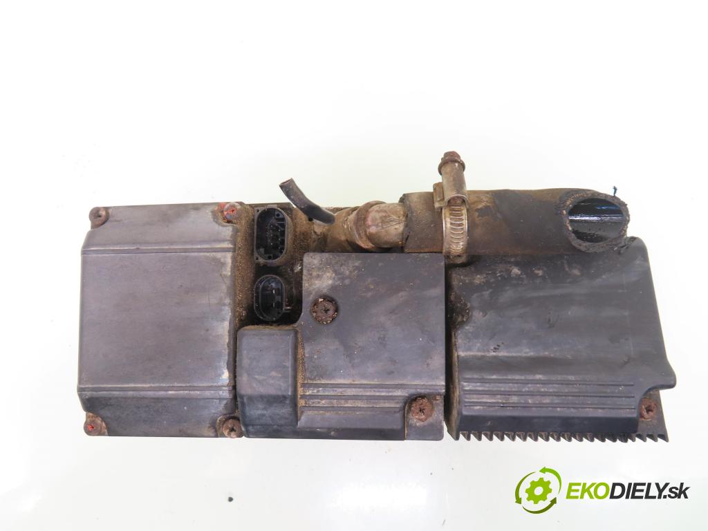 AUDI A4 (8D2, B5) SEDAN 1997 110,00 1.8 T 150 - AEB 1781,00 Webasto 90886A (Webasto (nezávislé topení))