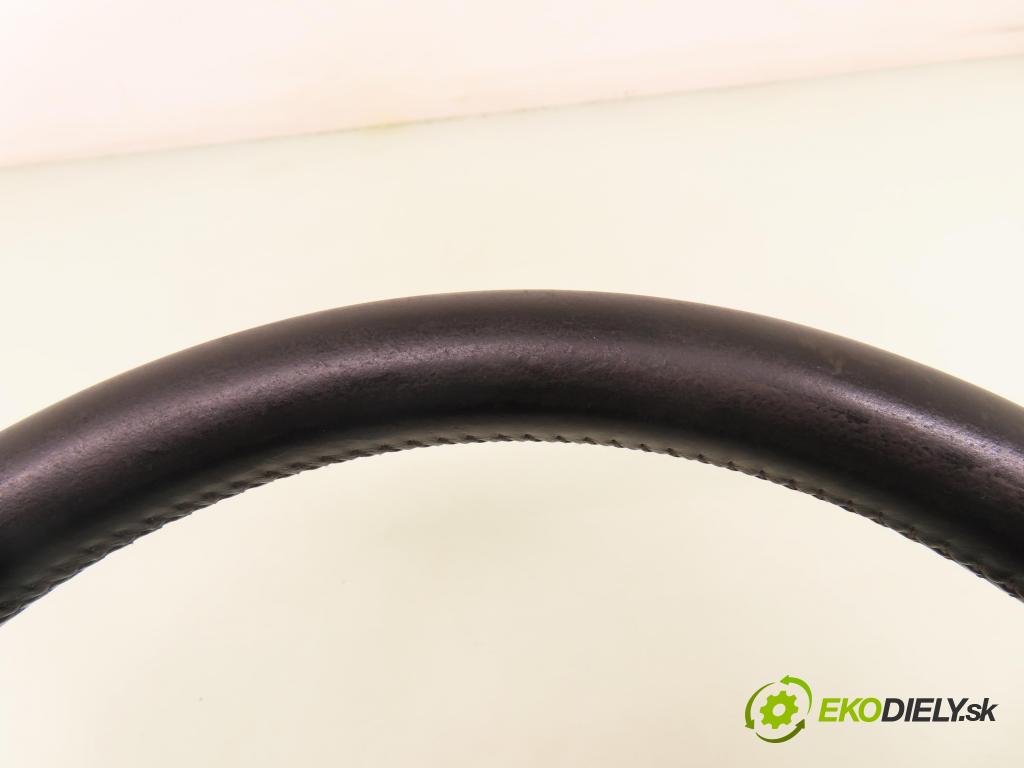 AUDI A6 Avant (4B5, C5) KOMBI 2000 142,00 2.8 - AMX 2771,00 volant  (Volant)