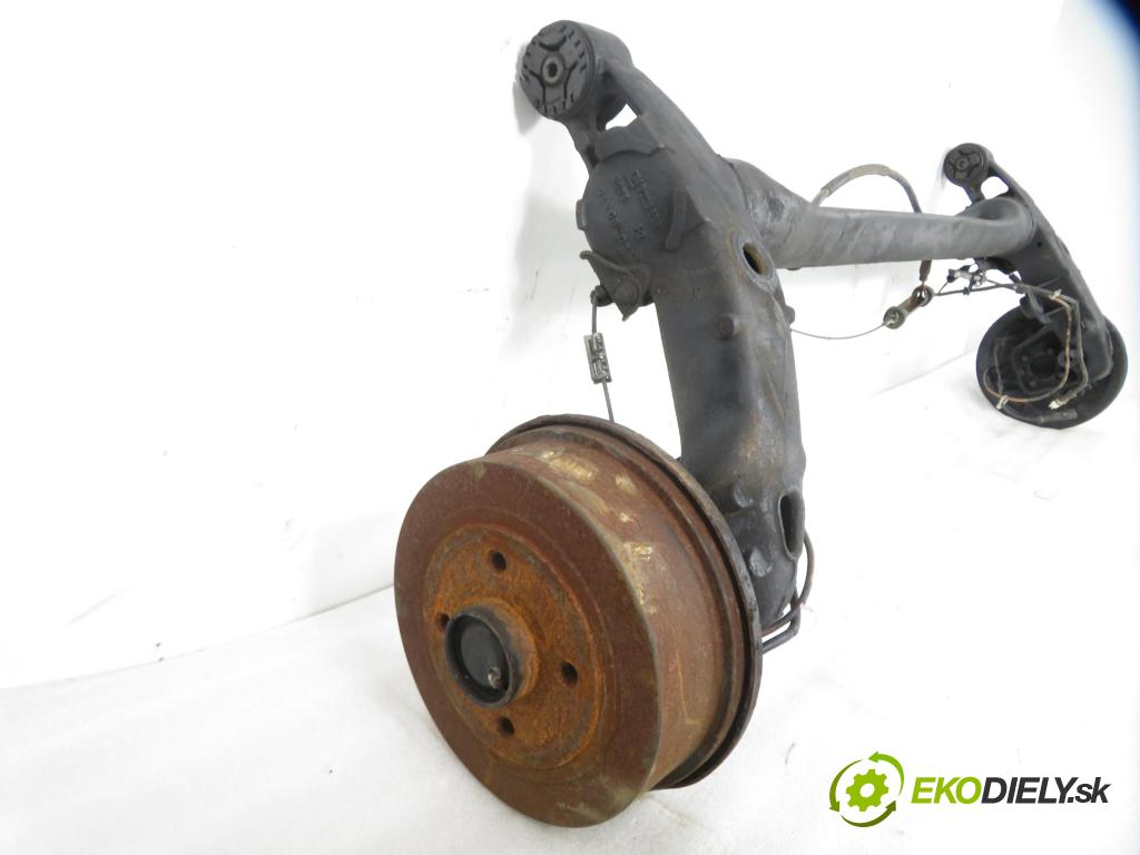 OPEL CORSA C (X01) HB 2001 55,00 1.2 16V 75 - Z 12 XE 1199,00 výztuha zadní část ABS