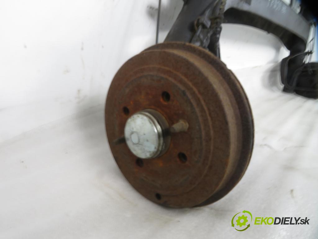 FIAT PANDA (169_) HB 2004 40,00 1.1 54 - 187 A1.000 1108,00 výztuha zadní část ABS