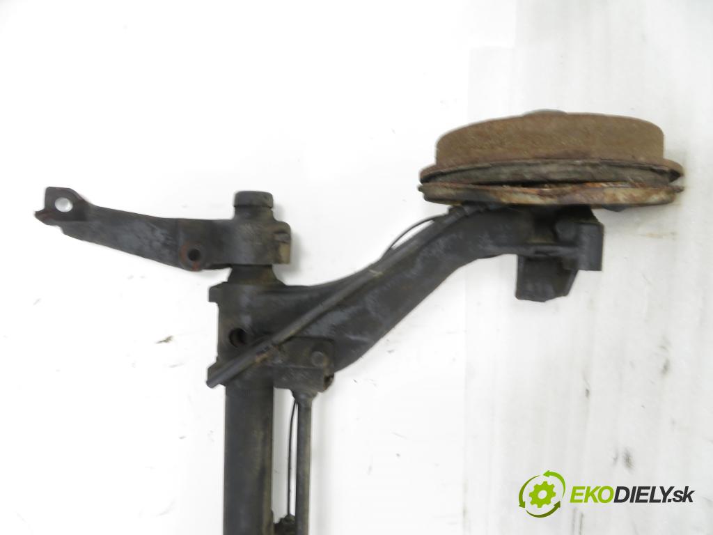 RENAULT KANGOO (KC0/1_) KOMBIVAN 2006 60,00 1.5 dCi 80 - K9K 702 1461,00 výztuha zadní část 