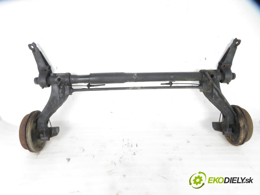 RENAULT KANGOO (KC0/1_) KOMBIVAN 2006 60,00 1.5 dCi 80 - K9K 702 1461,00 výztuha zadní část