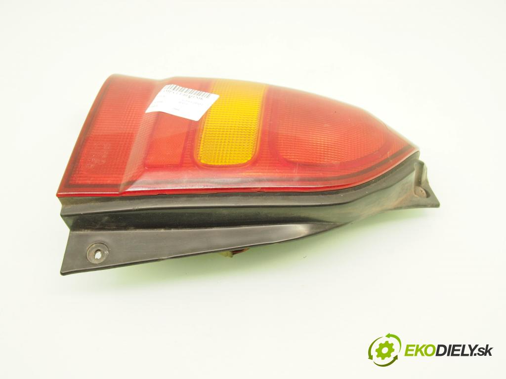 SUZUKI ALTO (HA12, HA23) HB 2004 43,00 1 - G10BB 993,00 Svetlo ľavé zadné
