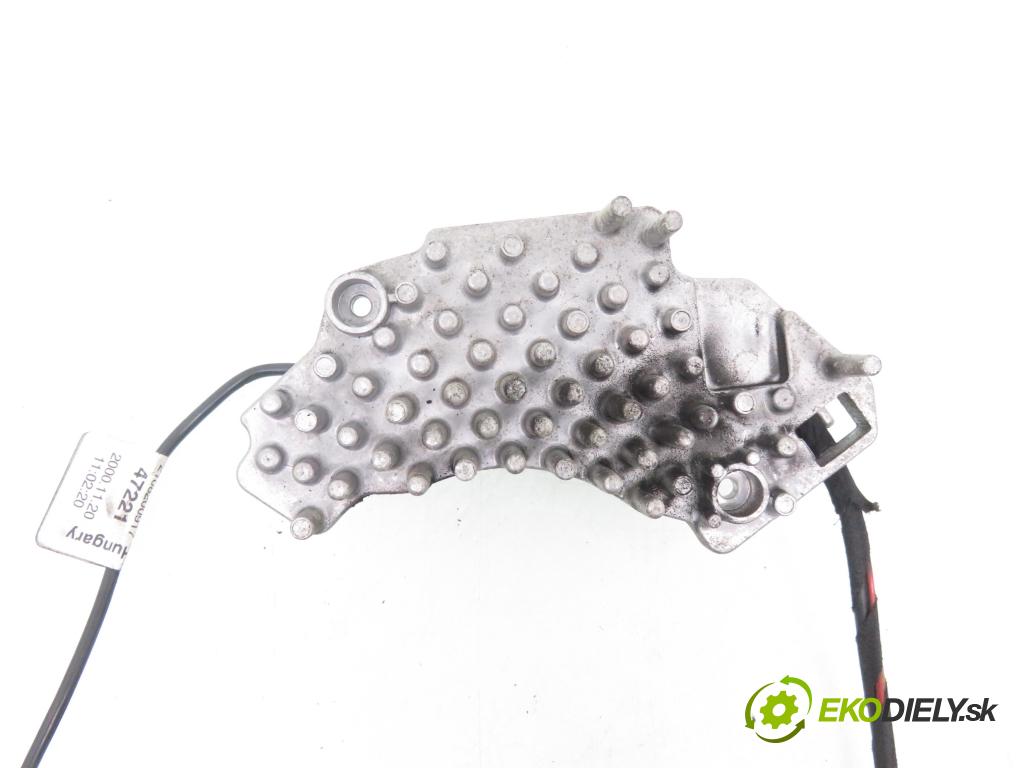 MERCEDES-BENZ KLASA A (W168) HB 2001 75,00 1.6 102 A 160  M 166.960 1598,00 rezistor / reostat kúrenia A2108211551