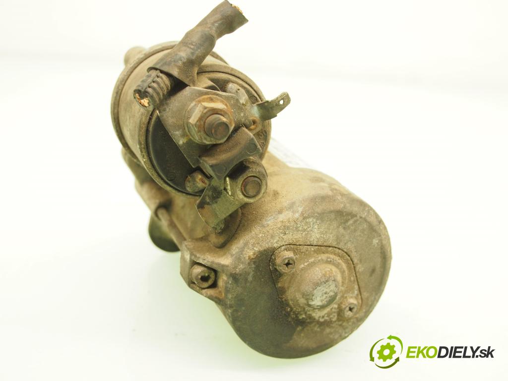 SMART FORTWO Coupe (450) COUPE 1999 45,00 0.6 R3 (450.332) - M 160.910 599,00 Štartér 0003188V006 ; A0051512601 ; 63101007 (Štartér)