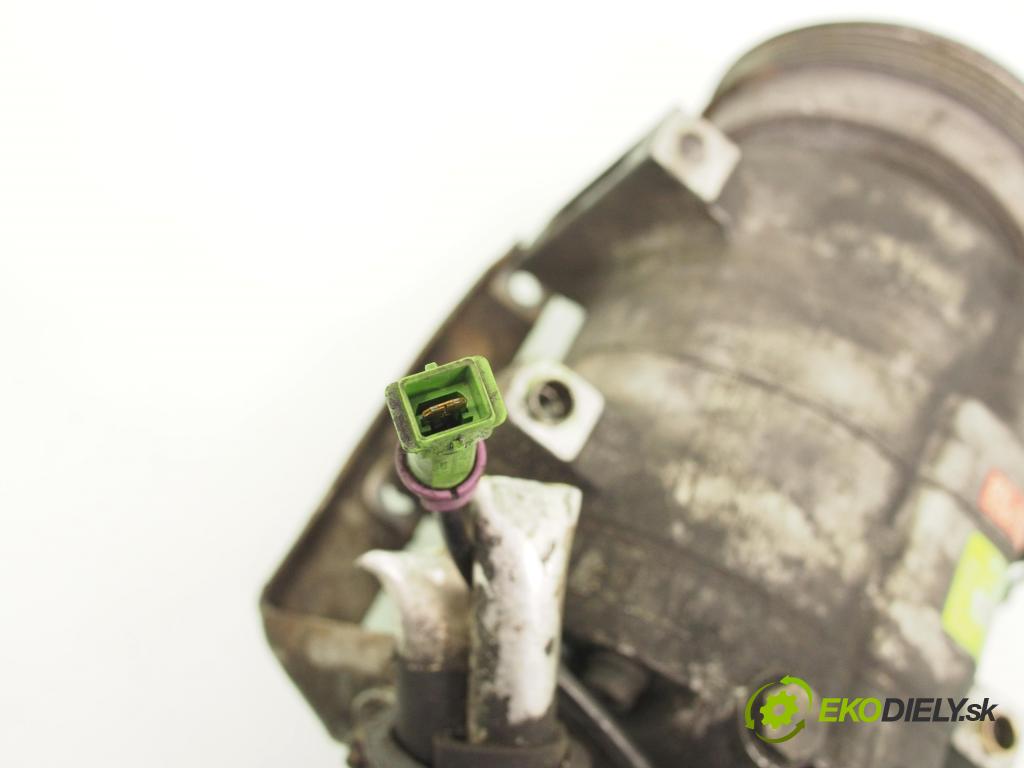 AUDI A4 (8D2, B5) SEDAN 1995 66,00 1.9 TDI - 1Z 1896,00 KOMPRESOR: klimatizace 8D0260805 (Kompresor klimatizace)