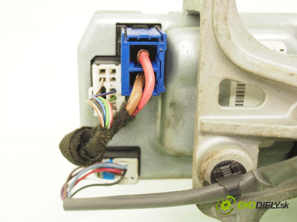 OPEL MERIVA A nadwozie wielkoprzestrzenne (MPV) (X03) HB 2005 66,00 1.4 16V Twinport - Z 14 XEP 1364,00 SLOUPEC / PODPORA elektrický 26101967 ; 2610865206C ; 13153554