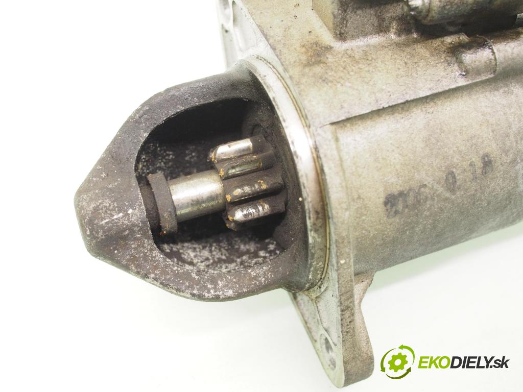 OPEL MERIVA A nadwozie wielkoprzestrzenne (MPV) (X03) MINIVAN 2007 77,00 1.6 16V 105 - Z 16 XEP 1598,00 Štartér 55556092 (Štartér)