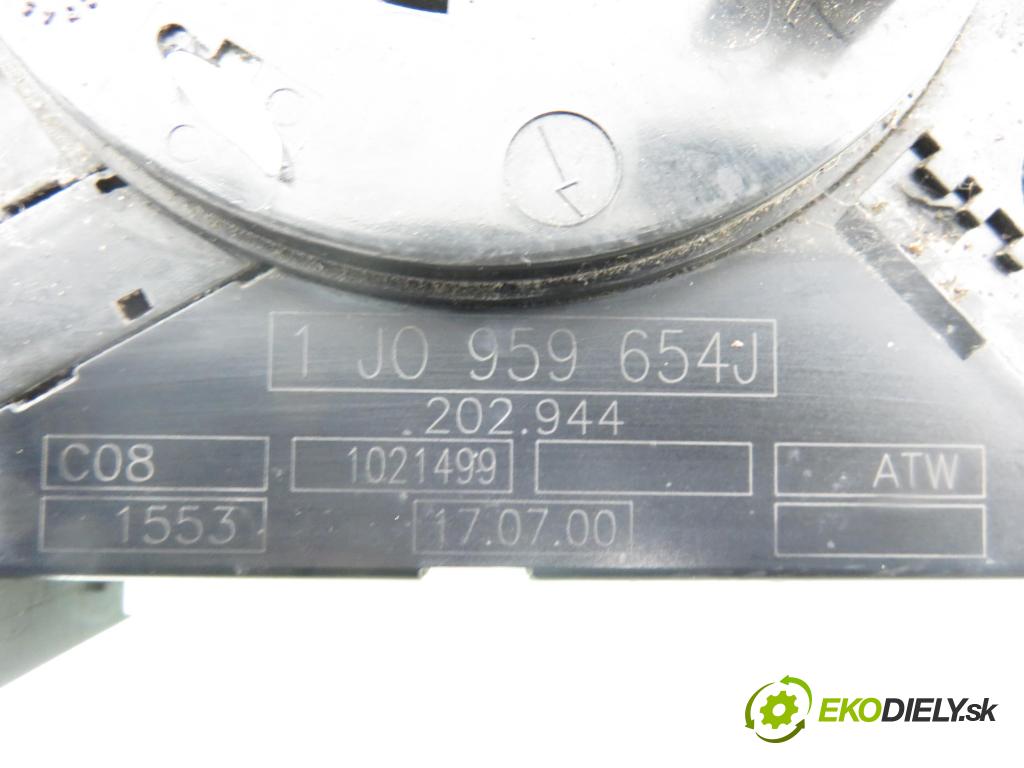 AUDI A6 Avant (4B5, C5) KOMBI 2000 142,00 2.8 - AMX 2771,00 PÁSKA: air BAG 1J0959654J