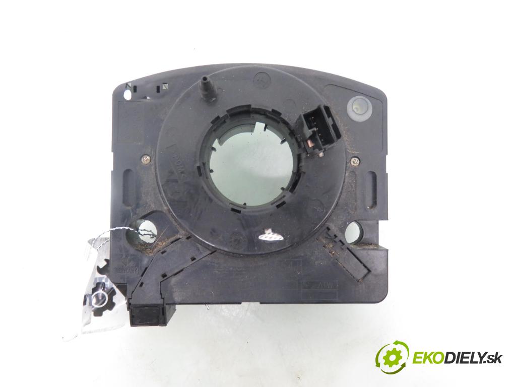 AUDI A6 Avant (4B5, C5) KOMBI 2000 142,00 2.8 - AMX 2771,00 PÁSKA: air BAG 1J0959654J