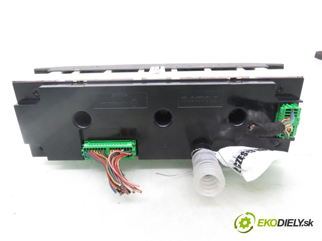 VOLVO S40 I (VS) SEDAN 2003 90,00 1.8 - B 4184 S2 1783,00 Panel kúrenia KLIMATIZACE: 612698